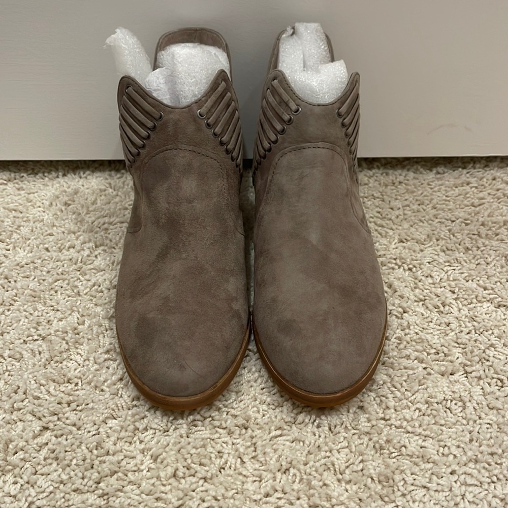 Vince Camuto Pevista Bootie size 7.5 brand new in box